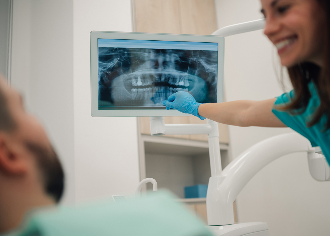 Panoramic dental X-ray for detecting jaw and tooth abnormalities