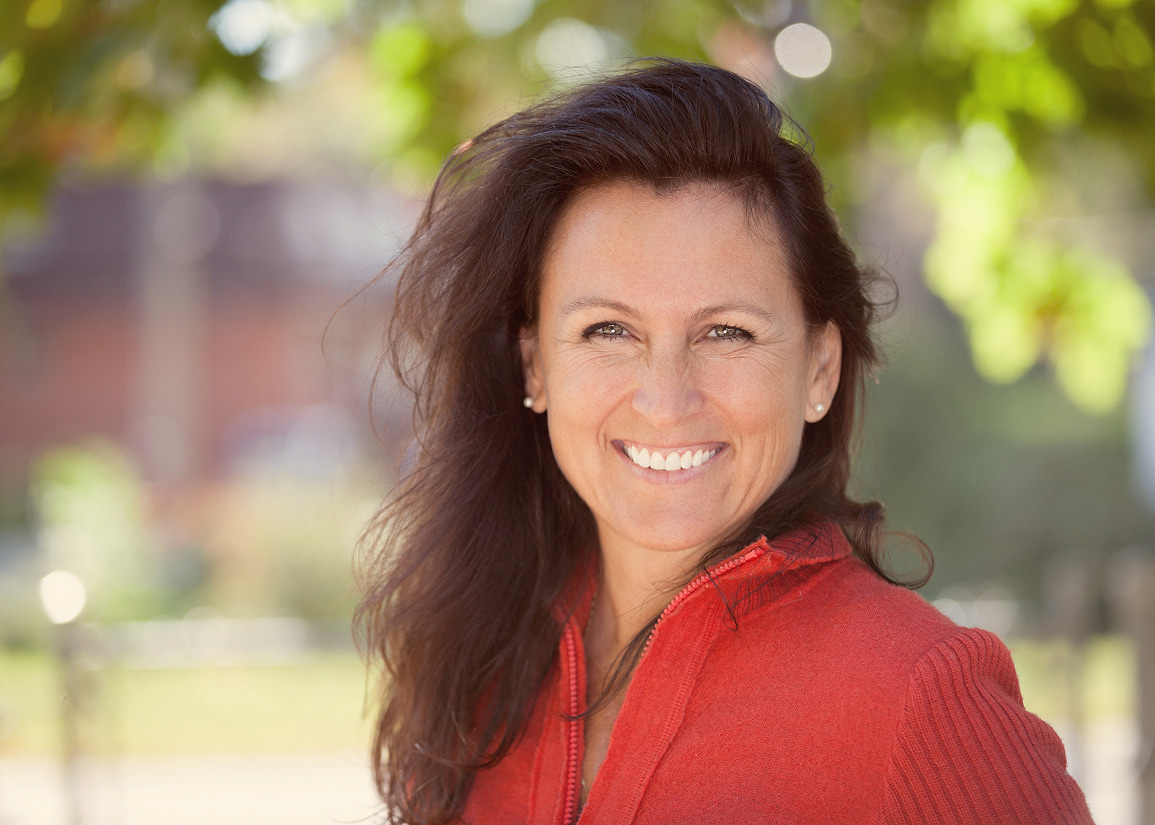 Adding bone to upper jaw for implants